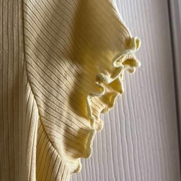 Yellow Ribbed Tie-Front Top - Picture 4 of 5